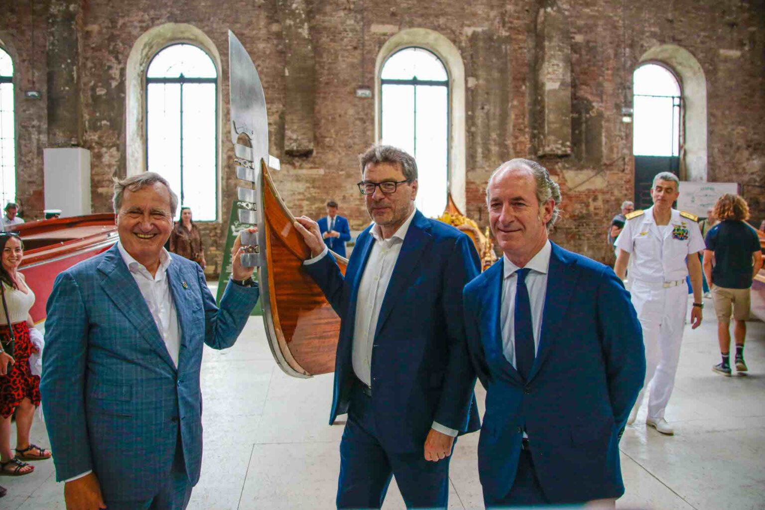 I Ministri Giorgetti E Franco E Il Governatore Zaia In Visita Al Salone 